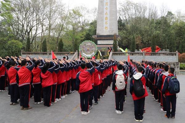 逃离亚洲丛林