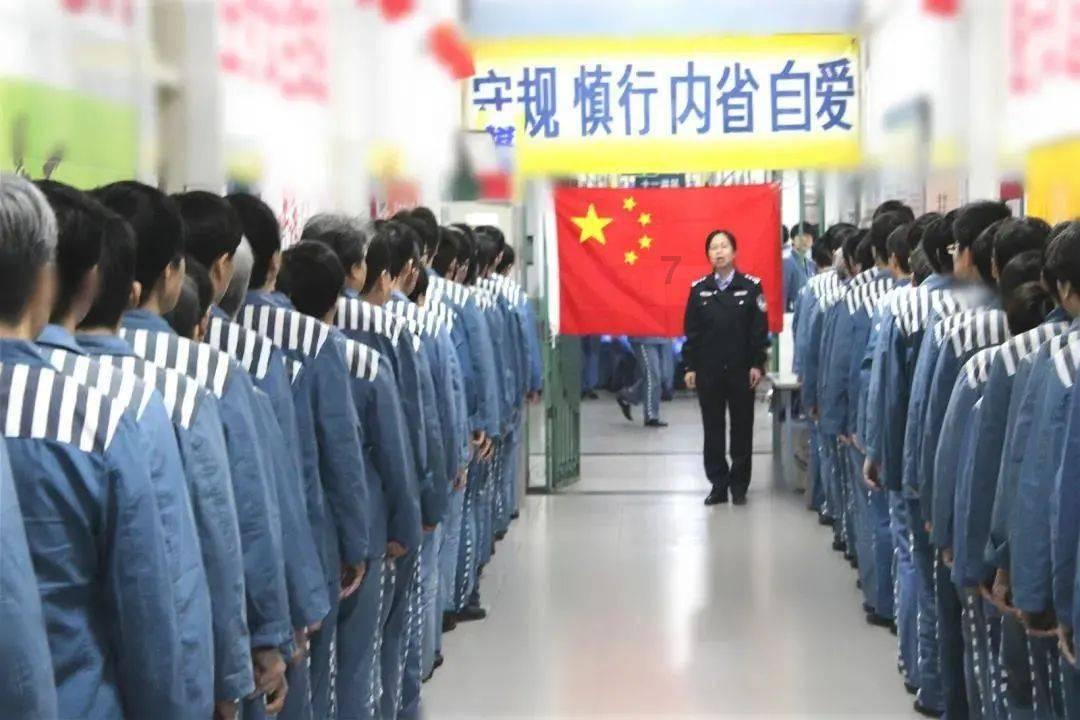 突击英雄